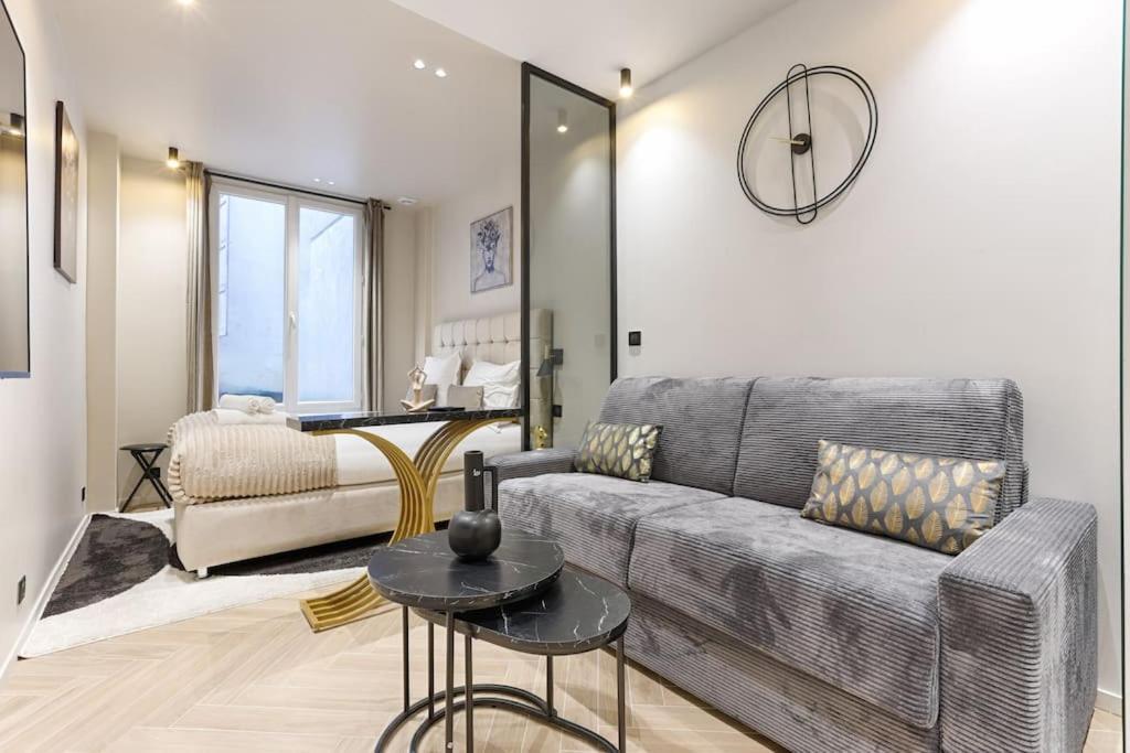 Magnifique Appartement Magenta Paris Exterior photo